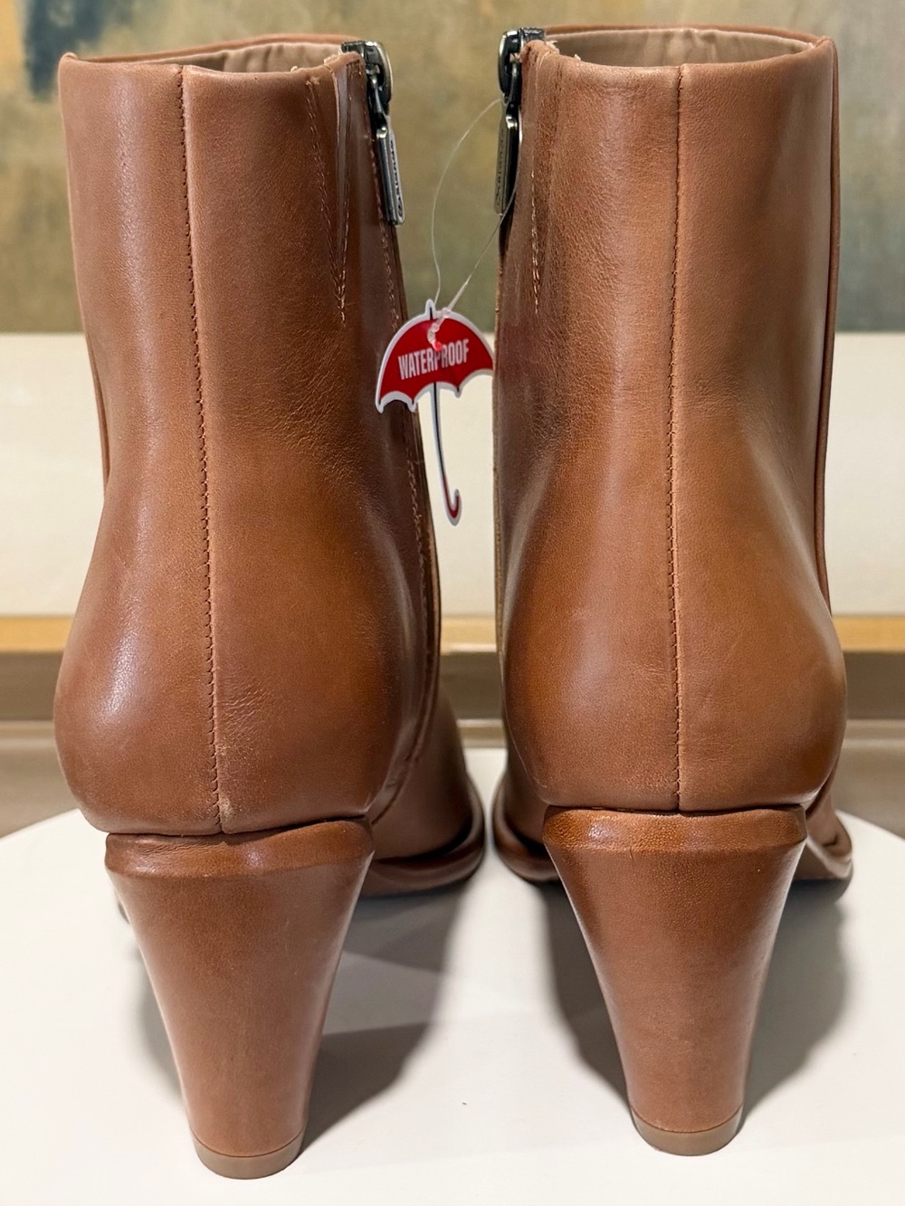 🌸BLONDO🌸 Emmalyn Waterproof Bootie Size: 9.5M - Picture 6 of 13